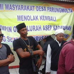 Berita Karawang - Spirit Jawa Barat - Pemberhentian Kades Parungmulya Disambut Gembira