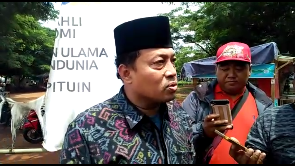 Jelang Perayaan HUT Partai Gerindra di Tugu Proklamasi, APK Capres